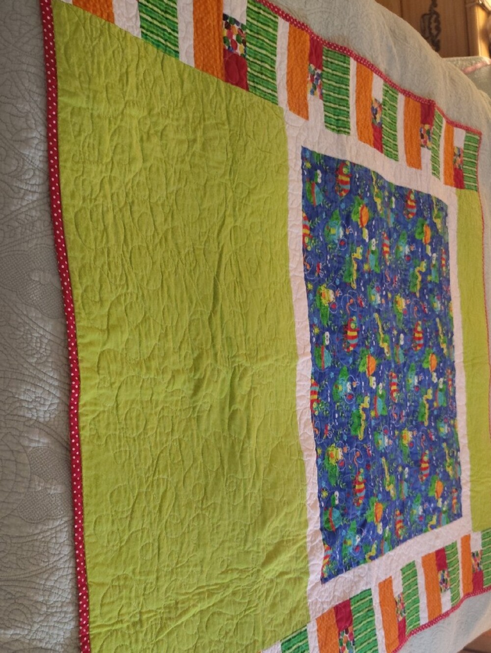 Children's Frog/Turtle Handmade Patchwork Quilt - Green & Blue - Picture 2 of 11